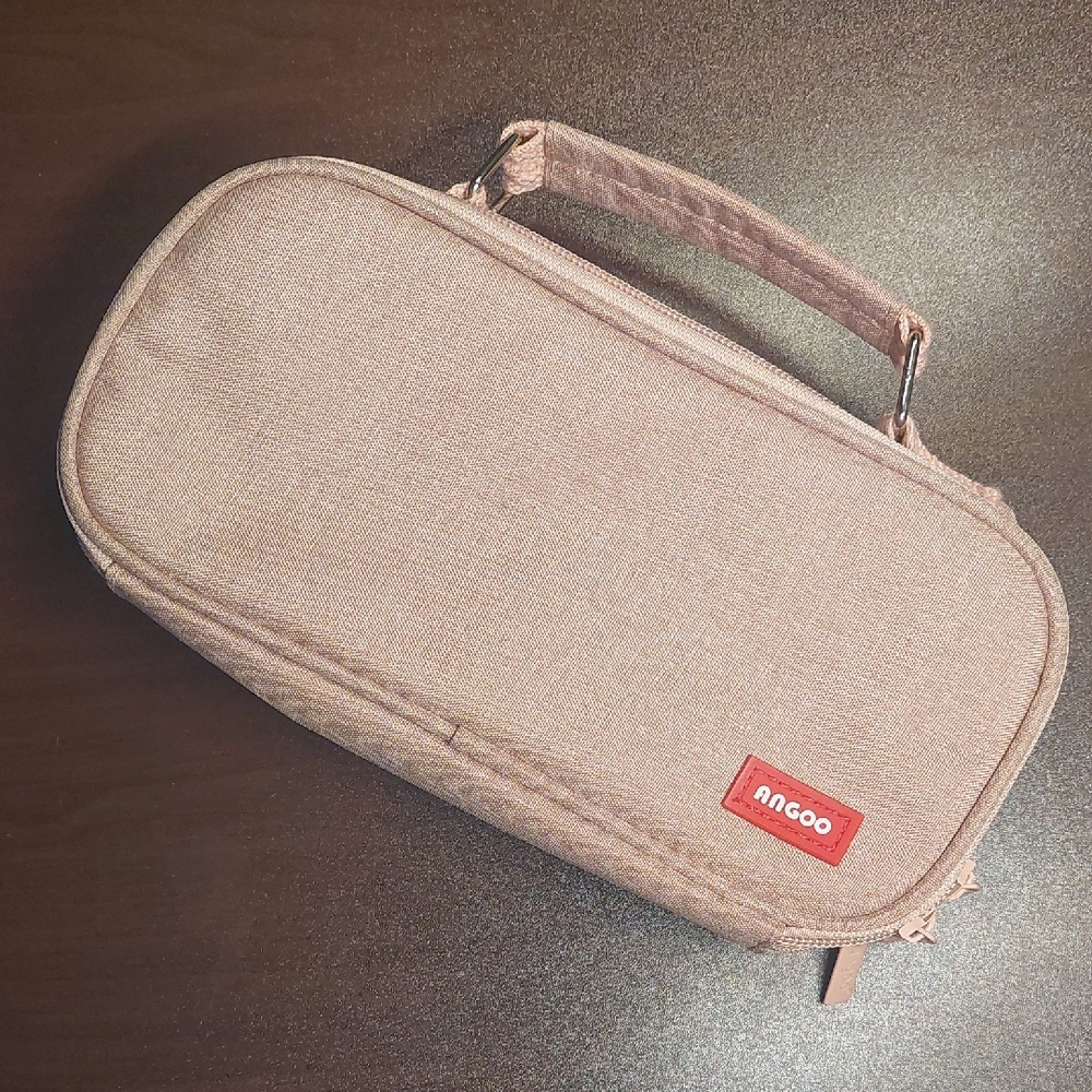 Angoo Beige Stationary Travel Case